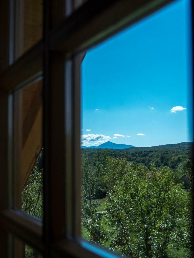 Holiday Homes Eko Klanac Rakovica Exterior foto